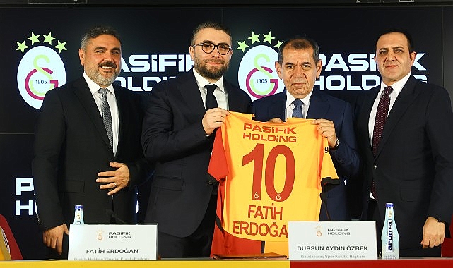 Pasifik Holding Galatasaray Futbol A Takımı’na forma sırt sponsoru oldu